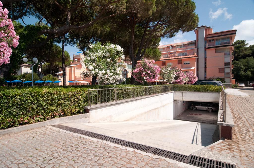 Versilia Palace Hotel Marina di Pietrasanta Luaran gambar