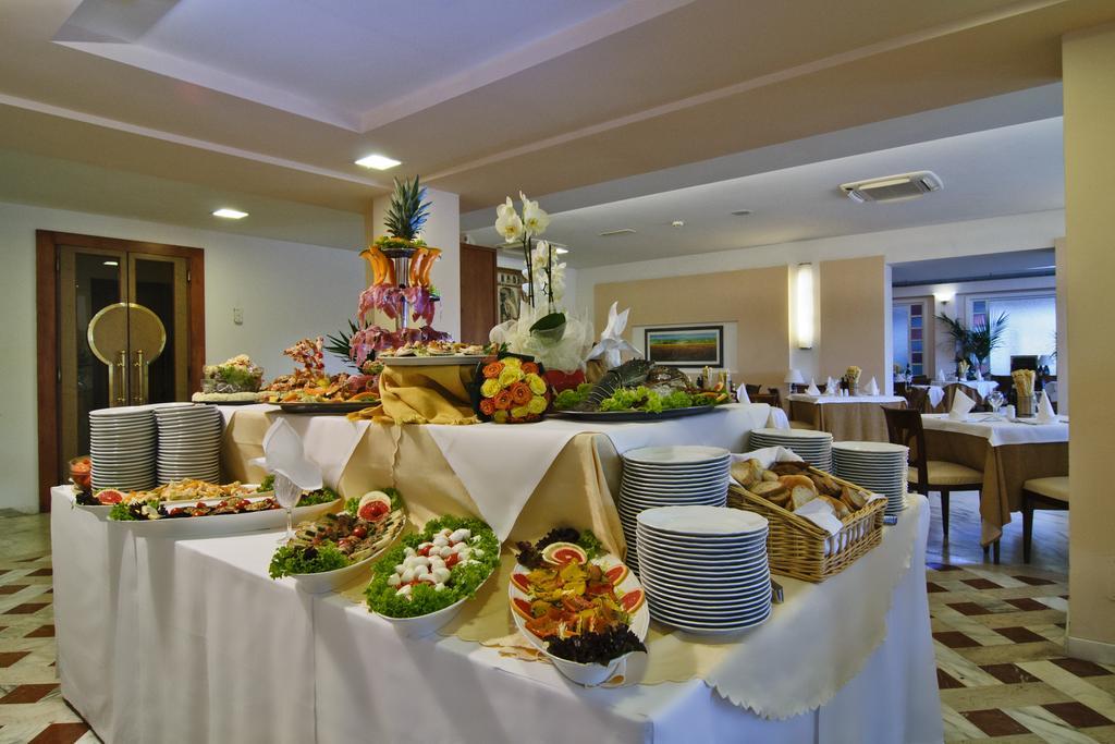 Versilia Palace Hotel Marina di Pietrasanta Luaran gambar